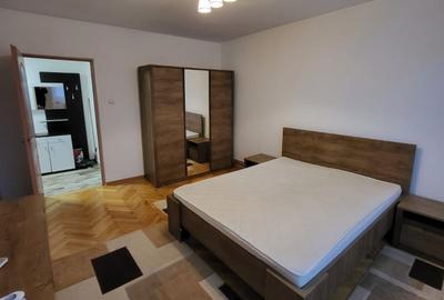 Garsonieră decomandată în Complex Studențesc