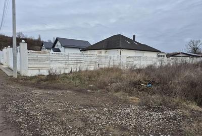 Teren de 1716 mp, în Central - 9