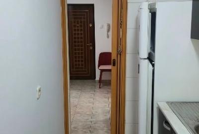 De închiriat garsonieră spațioasă cu loc de parcare - 4