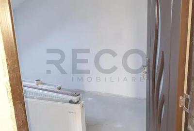Casă cu 5 camere cu Teren 1480 Mp în Biharia - 2