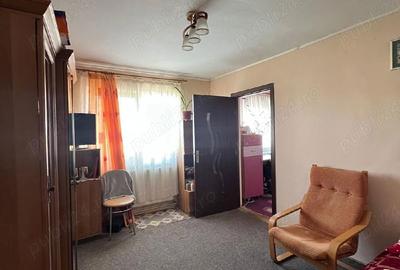 Apartament cu 3 camere semidecomandat în Dărmănești