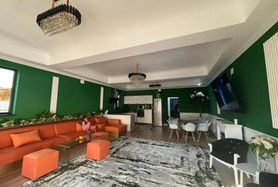 Casă cu 7 camere cu Teren 715 Mp în Central - 6