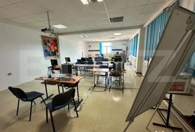 Spațiu comercial, de 73 mp, în Baza 3 - 2