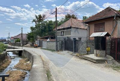 Casa cu 3 camere de vanzare COMISION 0% - 1