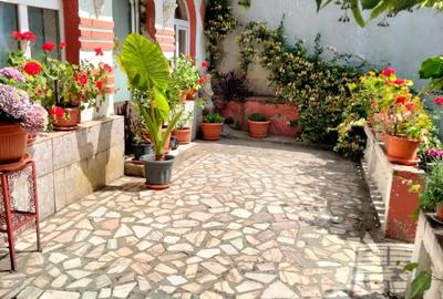 Casă cu 5 camere cu Teren 550 Mp în Colentina - 9