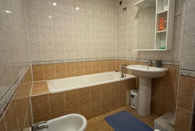 Apartament cu 2 camere în Eroii Revoluției - 1