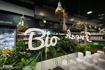 Spațiu comercial, de 76 mp, în Central - 4