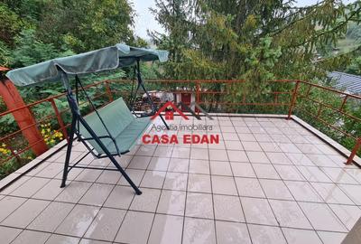 Casă cu 2 camere cu Teren 1403 Mp în Central - 4