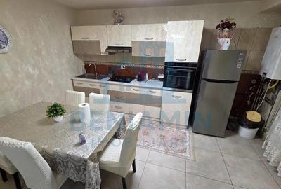 Casă cu Teren 334 Mp în Central - 4