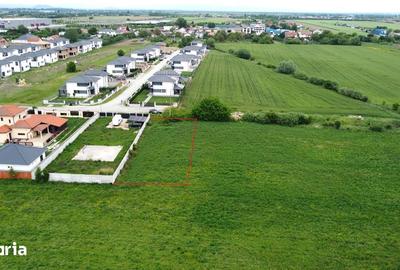 Teren de 799 mp, în Central - 1