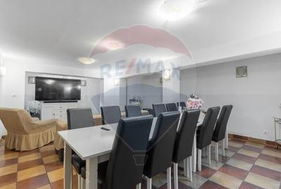 Hotel/Pensiune, de 379 mp, în Sânmartin - 21