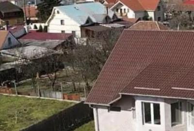 Casă cu 4 camere în Central - 2