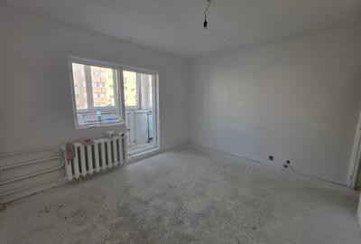 Calea Vitan, vav mall Vitan, bloc 1987, stradal, bloc reabilitat - 10