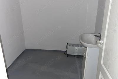 Spațiu comercial, de 308 mp, în Central - 4