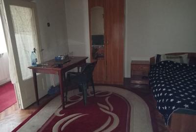 Casă cu 3 camere cu Teren 400 Mp în Olteni - 4
