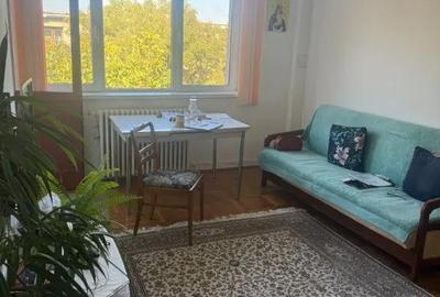 Apartament cu 3 camere semidecomandat în Crângași - 4
