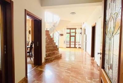 Vanzare Casa Vila cu piscina gradina 2500 mp Pipera - 2