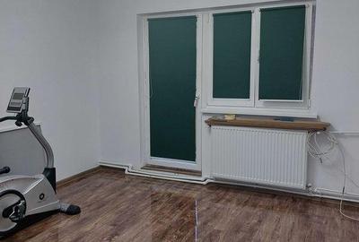 Apartament cu 3 camere în Petros