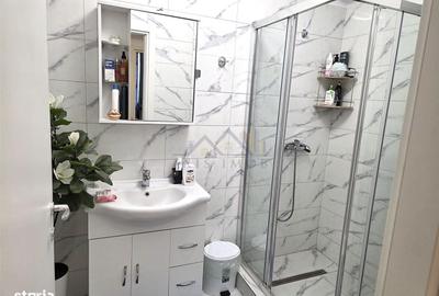 Apartament cu 3 camere decomandat în Mărăcineni - 4