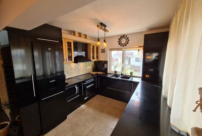 Casă cu 4 camere în Dezmir - 6