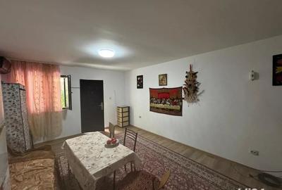 Casă cu Teren 661 Mp în Central - 3
