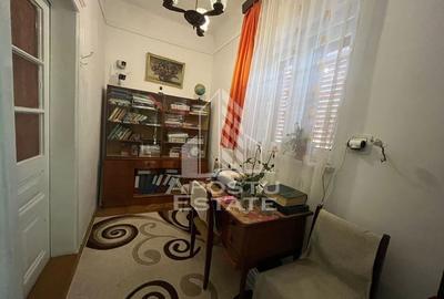Casa cu 3 camere, curte comuna, posibilitate mansardare, zona Crisan - 4