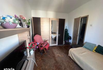 Apartament cu 3 camere în Central - 1