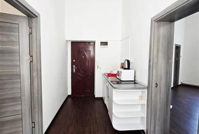 Apartament ultracentral de inchiriat- 3 camere Apartament ultracentral de inchiriat- 3 camere - 5