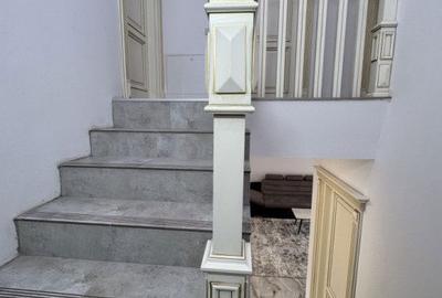 Casă cu 4 camere cu Teren 250 Mp în Central - 3
