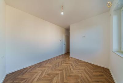 Duplex cu 5 camere cu Canalizare în Dumbrăvița - 13