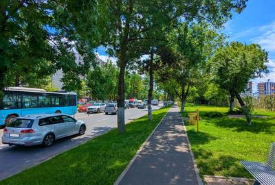 Teren Construcții intravilan de 3000 mp, în Apărătorii Patriei - 11