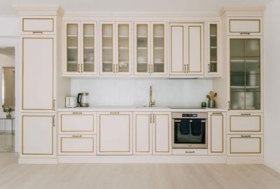 Apartament cu 3 camere decomandat în Tractorul - 7