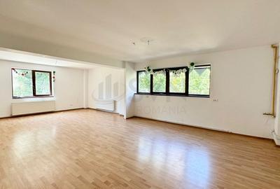 Casă individuală cu 19 camere cu Canalizare în Iancului - 1