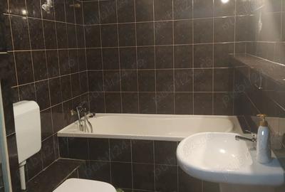 Apartament cu 3 camere semidecomandat în Central - 7