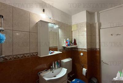 Apartament cu 3 camere decomandat în Central - 8