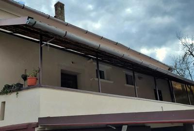 Casă cu 5 camere cu Teren 1579 Mp în Central - 2