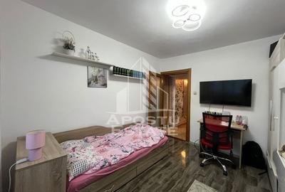 Apartament cu 3 camere, decomandat, 2 bai , 2 balcoane,zona Soarelui - 6
