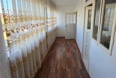 Casă cu 9 camere în Mărăcineni - 3