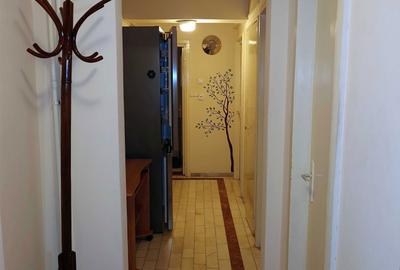 Apartament cu 3 camere decomandat în P-ța Universității - 8