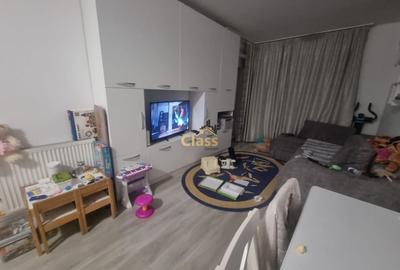 Apartament cu 3 camere decomandat, mobilat în Iris