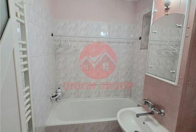 Apartament cu 3 camere decomandat în Central - 3