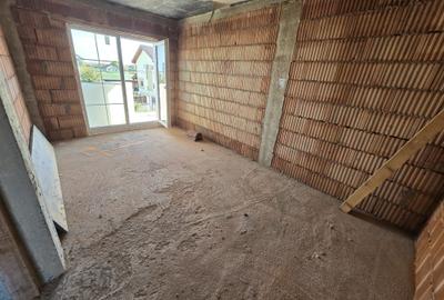 Casă individuală locație centrală toate utilitățile la asfalt Moșnița Veche - 15