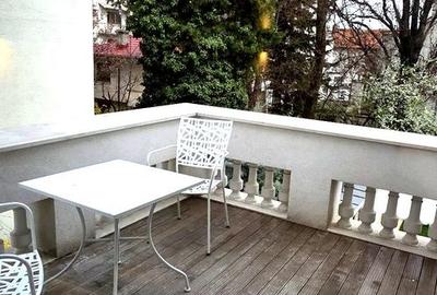 Casă individuală cu 6 camere cu Canalizare în P-ța Dorobanți - 18