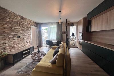 Apartament cu 3 camere semidecomandat în Central - 5