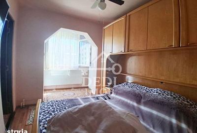 Apartament cu 3 camere semidecomandat în Nufărul - 3