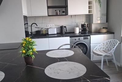 Apartament cu 2 camere decomandat în Central - 2