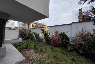 Apartament cu 4 camere în P-ța Unirii - 2