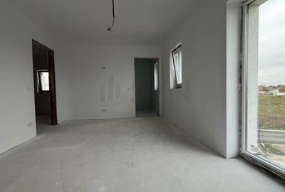 Casă individuală cu 4 camere cu Teren 450 Mp în Săbăreni - 5