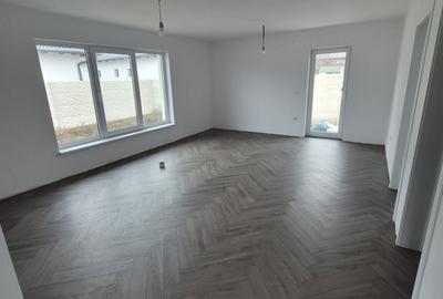 Casă cu 4 camere în Oșorhei - 2