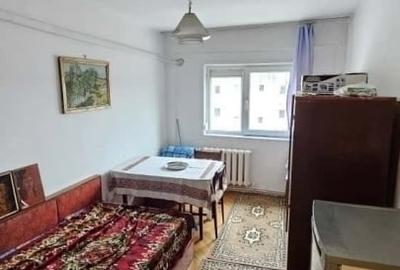 Apartament cu 3 camere decomandat în Mircea cel Bătrân - 4